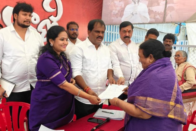 జనవాణి"కార్యక్రమంలో పాల్గొన్న దక్షిణ నియోజకవర్గ ఎమ్మెల్యే శ్రీ వంశీకృష్ణ శ్రీనివాస్ గారు