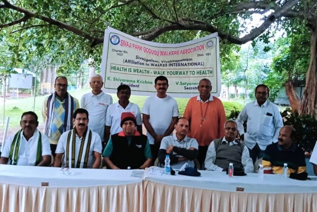 శివాజీ పార్క్ గొడుగు వాకర్స్ యొక్క నూతన కార్యవర్గం