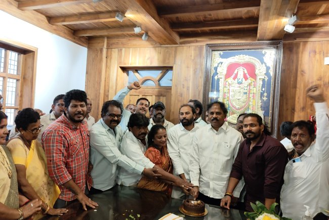 విద్యాంధ్రప్రదేశ్ ను మధ్యాంధ్రప్రదేశ్గా మార్చేశార    ప్రజలకు సంక్షేమానందించి నూతన వెలుగును నింపండి.     ఏడు నెలల పాలన ఏడిపించే పాలనగా మారింది.