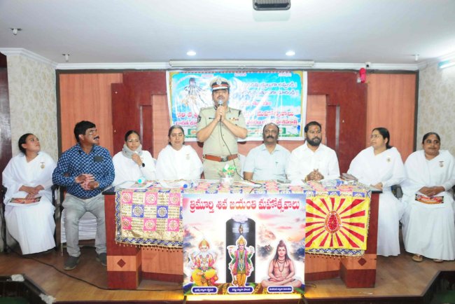 ధర్మ పరిరక్షణకు ప్రతి రూపం పరమశివుడు సేవాభావంతోనే సంపూర్ణ విజయాలు శివజయంతి ఉత్సవాల్లో నగర పోలీస్‌ కమిషనర్‌ బాగ్చీ
