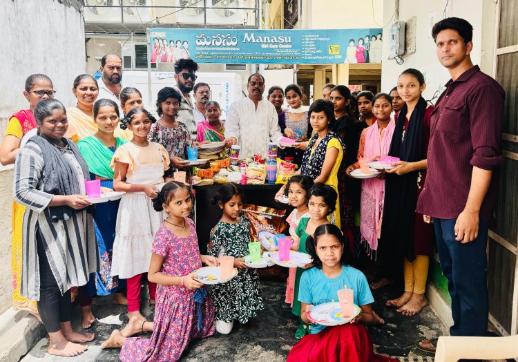 దాతల సహకారంతోనే నిరుపేదల జీవితాల్లో వెలుగులు  మనసు అనాధాశ్రమానికి  నిత్యవసర వస్తువులు అందించిన గంట్ల