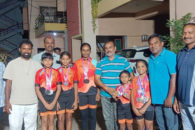 విశాఖ జిల్లా రోలర్స్ స్కేటింగ్ ఛాంపియన్షిప్. జిల్లాలో అద్భుత ప్రదర్శన నిర్వహించి పథకం సాధించిన విజేతలు